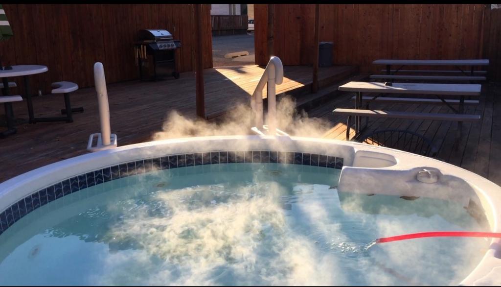 Home Hotel Lava Hot Springs Bagian luar foto